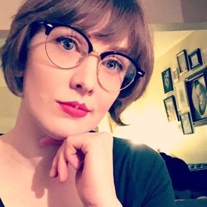 Meet your Posher, Ash